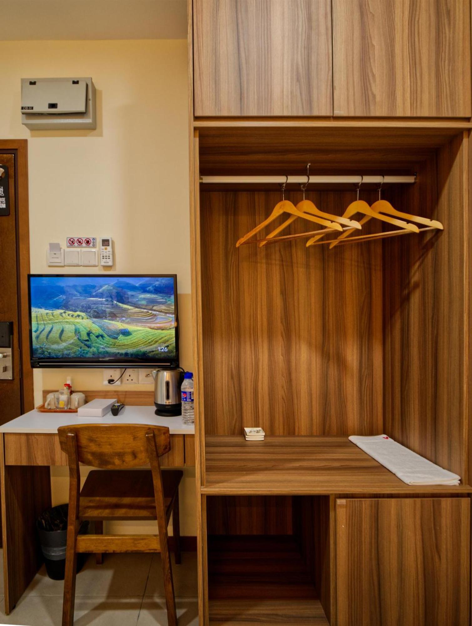 Weiss Hotels Kepong Baru Kampong Jawa Tengah ภายนอก รูปภาพ