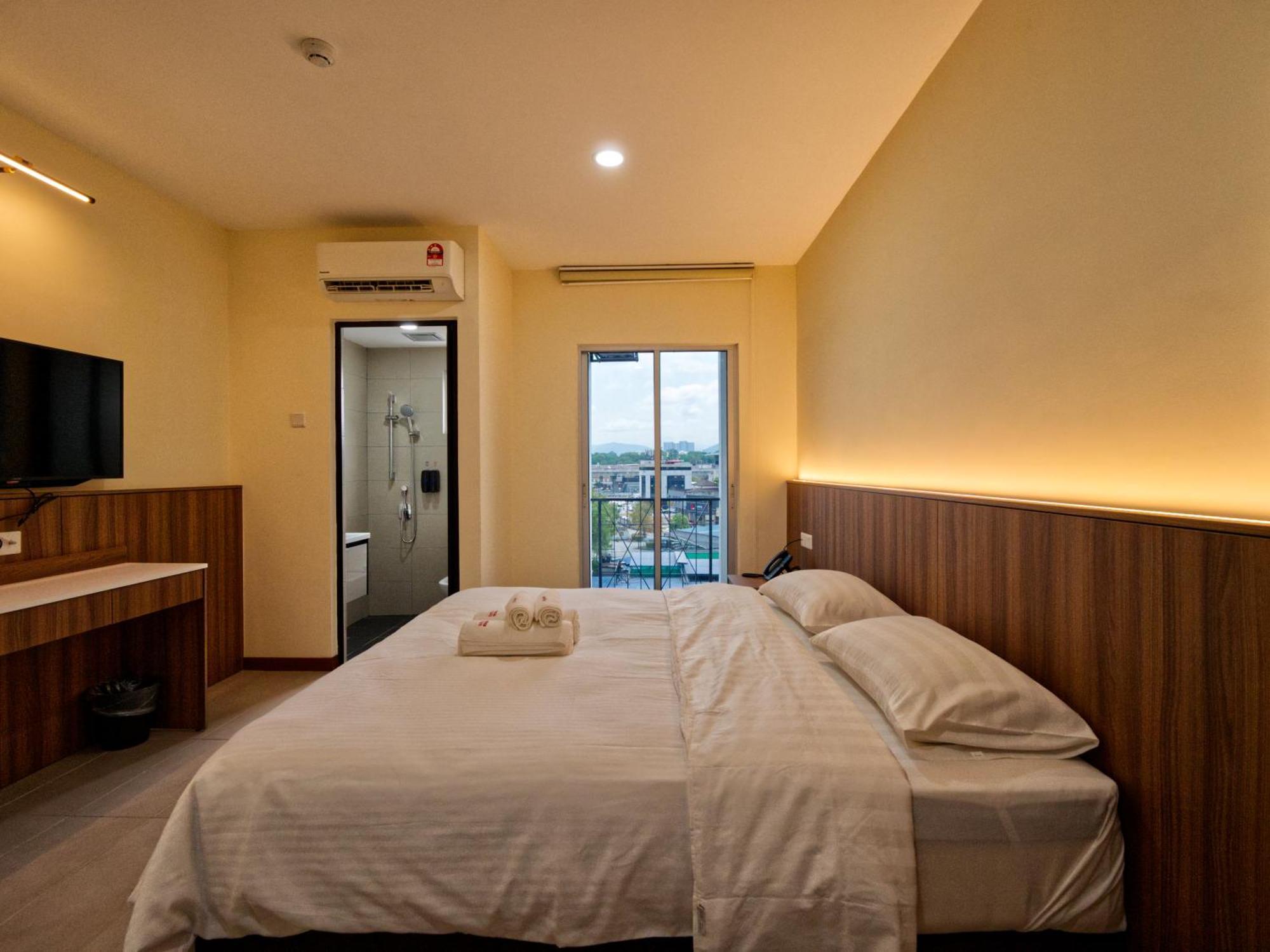 Weiss Hotels Kepong Baru Kampong Jawa Tengah ภายนอก รูปภาพ