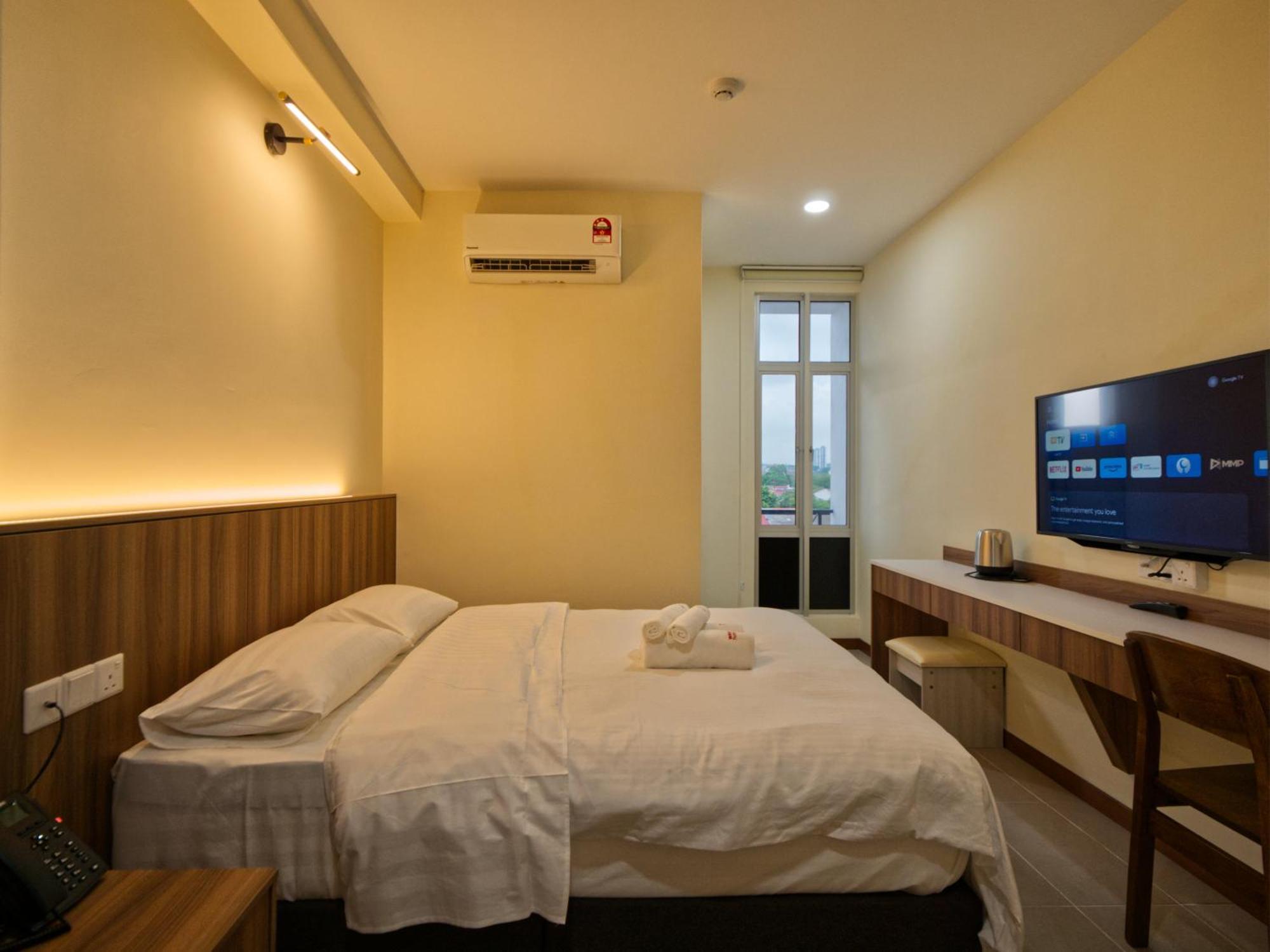 Weiss Hotels Kepong Baru Kampong Jawa Tengah ภายนอก รูปภาพ